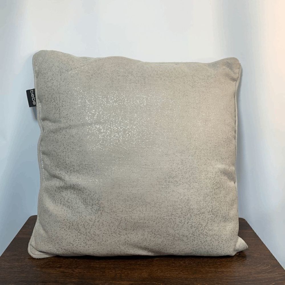 Bebe Silver Metallic Linen 18x18" Pillow